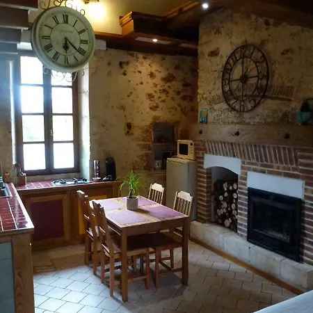 Les Gites De L'Orta Saint-Jean-dʼEyraud Exterior foto